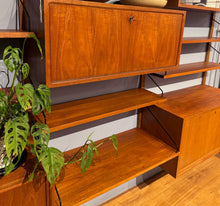 Afbeelding in Gallery-weergave laden, Poul Cadovius, Royal System, Wandsysteem