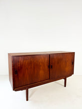 Load image into Gallery viewer, Deens Vintage Dressoir, Børge Mogensen
