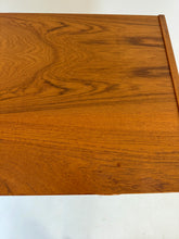 Afbeelding in Gallery-weergave laden, Scandinavische Teak Ladekast