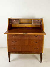 Afbeelding in Gallery-weergave laden, Zweedse Teak Secretaire