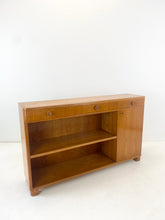 Afbeelding in Gallery-weergave laden, Zweeds Vintage Dressoir, Svensk Möbelindustri