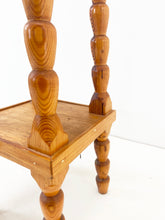 Afbeelding in Gallery-weergave laden, Vintage Plantenstandaard uit Zweden
