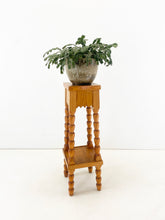 Afbeelding in Gallery-weergave laden, Vintage Plantenstandaard uit Zweden