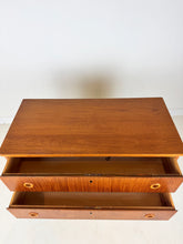 Afbeelding in Gallery-weergave laden, Scandinavische Teak Ladekast