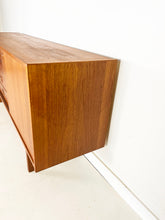 Afbeelding in Gallery-weergave laden, Scandinavische Vintage Sideboard / Dressoir, 'Korsör' jaren 60 IKEA