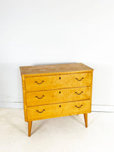 Afbeelding in Gallery-weergave laden, Vintage Berkenhout Ladekast