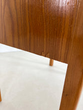 Afbeelding in Gallery-weergave laden, Vintage Nachtkastje