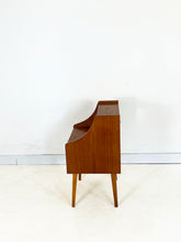 Afbeelding in Gallery-weergave laden, Mid-Century Night-Stand