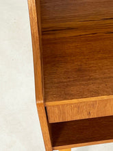 Afbeelding in Gallery-weergave laden, Mid-Century Night-Stand