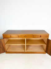 Afbeelding in Gallery-weergave laden, Klein Teak Dressoir, Bertil Fridhagen voor Bodafors