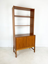 Load image into Gallery viewer, Skaraborgs Möbelindustri Vintage Wandkast
