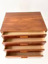 Afbeelding in Gallery-weergave laden, Smalle Teak Ladekast