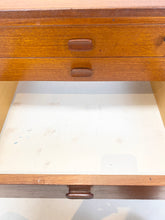 Afbeelding in Gallery-weergave laden, Ulferts Tibro Teak Ladekast