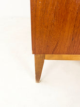 Afbeelding in Gallery-weergave laden, Zweedse Teak Ladekast
