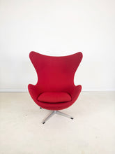 Load image into Gallery viewer, Vintage Egg Chair, Arne Jacobsen voor Fritz Hansen