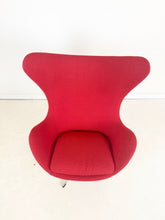 Load image into Gallery viewer, Vintage Egg Chair, Arne Jacobsen voor Fritz Hansen
