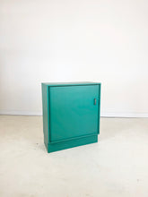 Load image into Gallery viewer, Smalle Vintage Kastje