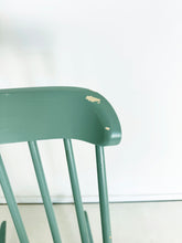 Load image into Gallery viewer, Schommel Stoel (Opknapper)