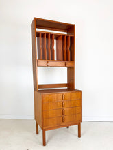 Load image into Gallery viewer, Vintage Wandkast / Platenkast 'Variett', Bertil Fridhagen voor Bodafors