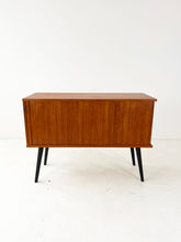Load image into Gallery viewer, Vintage Teak Schuifdeurkast