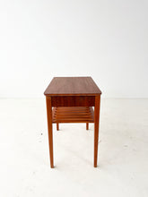 Afbeelding in Gallery-weergave laden, Vintage Nachtkastje