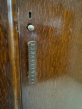 Load image into Gallery viewer, Art Deco Kledingkast, Camphor