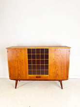 Afbeelding in Gallery-weergave laden, Vintage Highboard / Dressoir