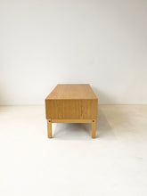 Afbeelding in Gallery-weergave laden, Laag tv-meubel / Ladekast, Ulferts