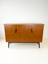 Afbeelding in Gallery-weergave laden, Scandinavisch Teak Dressoir