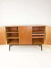 Afbeelding in Gallery-weergave laden, Scandinavisch Teak Dressoir