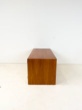 Afbeelding in Gallery-weergave laden, Low Vintage Standing Cabinet
