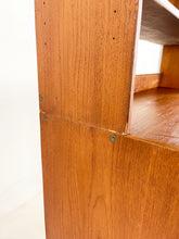 Afbeelding in Gallery-weergave laden, Teak Buffetkast