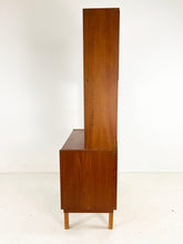 Afbeelding in Gallery-weergave laden, Teak Buffetkast
