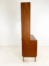 Afbeelding in Gallery-weergave laden, Teak Buffetkast