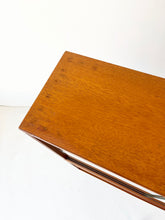 Afbeelding in Gallery-weergave laden, Vintage Vitrinehkastje