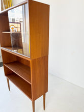 Afbeelding in Gallery-weergave laden, Vintage Vitrinehkastje