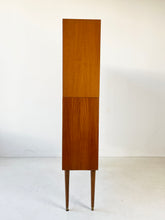 Afbeelding in Gallery-weergave laden, Vintage Vitrinehkastje