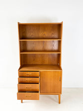 Afbeelding in Gallery-weergave laden, Vintage Scandinavische Wandmeubel