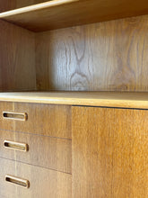 Afbeelding in Gallery-weergave laden, Vintage Scandinavische Wandmeubel