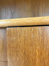 Afbeelding in Gallery-weergave laden, Vintage Scandinavische Wandmeubel