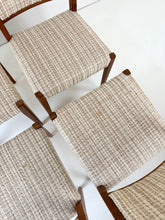 Afbeelding in Gallery-weergave laden, Teak Stoelen (set van 4)
