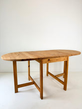 Afbeelding in Gallery-weergave laden, Karin Mobring Hangoortafel (jaren 70)