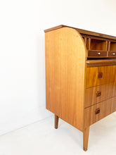 Load image into Gallery viewer, Vintage Scandinavische Secretaire