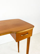 Afbeelding in Gallery-weergave laden, Vintage Kaptafel