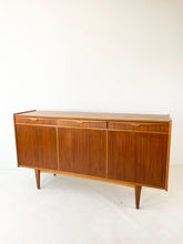 Load image into Gallery viewer, Scandinavisch Vintage Dressoir
