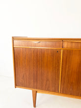 Load image into Gallery viewer, Scandinavisch Vintage Dressoir