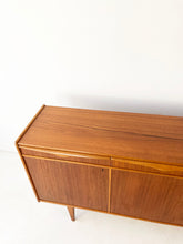 Load image into Gallery viewer, Scandinavisch Vintage Dressoir