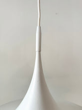 Afbeelding in Gallery-weergave laden, Heksenhoed Hanglamp van A/F Lyfa (1/2)