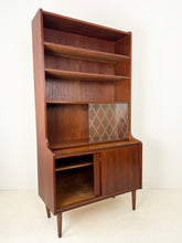 Afbeelding in Gallery-weergave laden, Deense Teak Wandkast