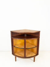 Afbeelding in Gallery-weergave laden, Deense Teak Hoekkast